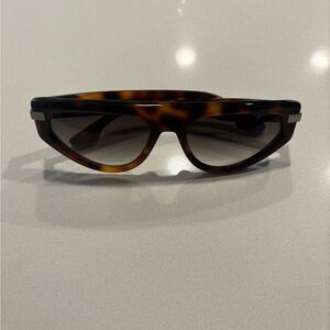 Victoria Beckham Tortoiseshell Women’s Flat Top Sunglasses With Gold Tone Accent